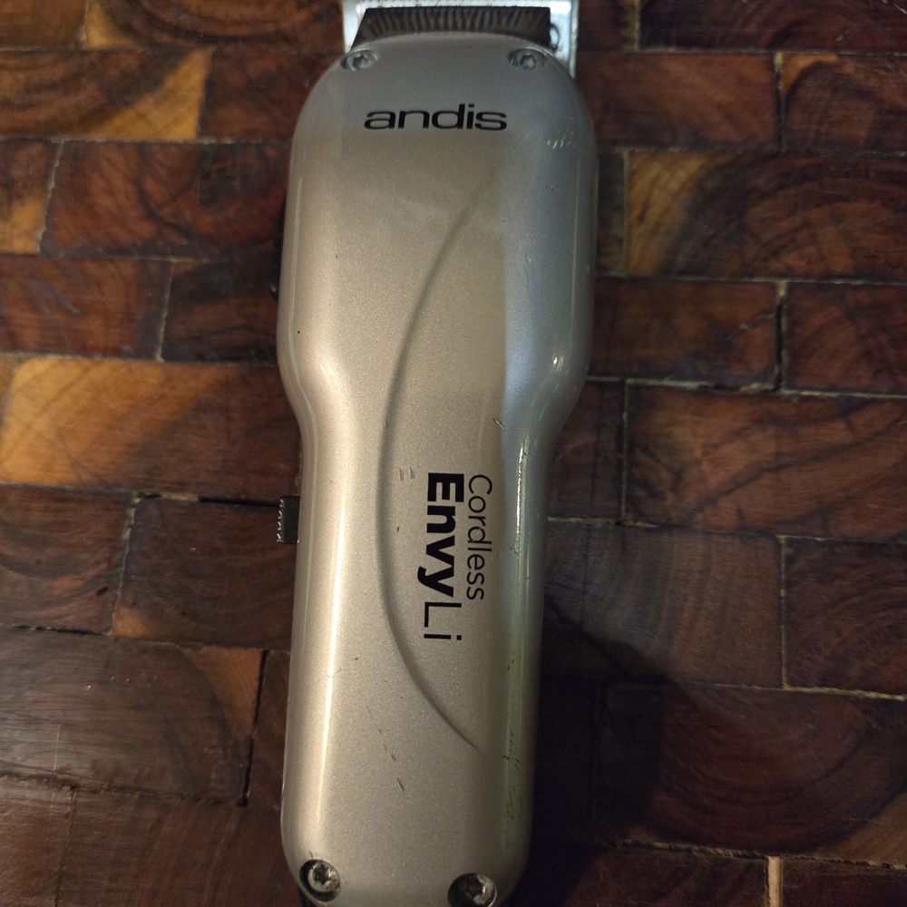 Andis Cordless Envy Li Hair Clipper